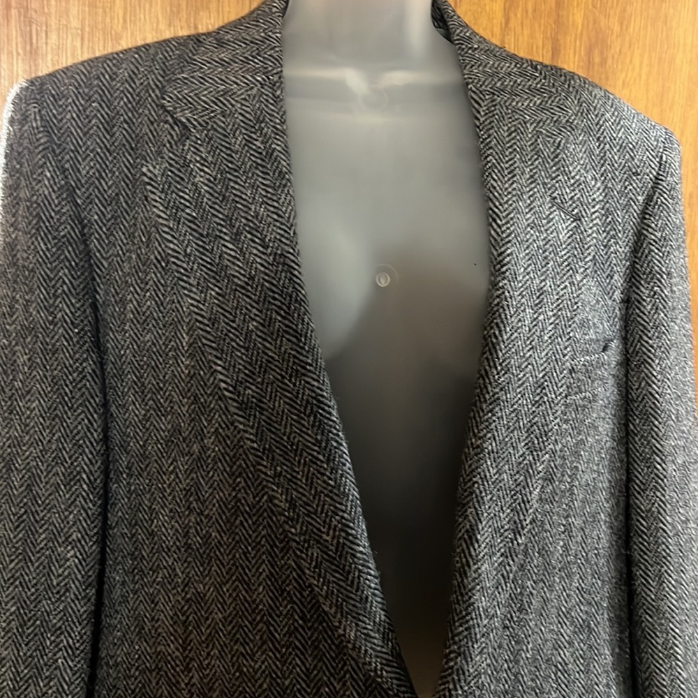 Beautiful Grey Tweed Overcoat Scottish Wool Fully Lined Longer Length L - Picture 2 of 11